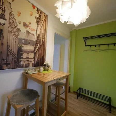 Appartamento Paris, Eg